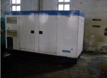 清镇康明斯150kw大型柴油二手发电机组